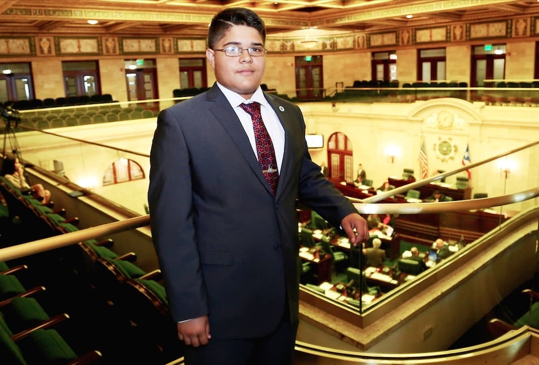 Cámara aprueba proyecto por petición de joven de 13 años