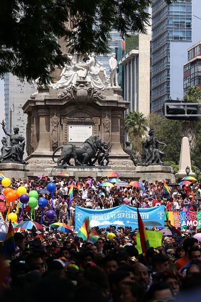 “Tenemos que aprender a respetarnos y la manera es ver que todos somos seres humanos y merecemos el mismo respeto, más allá del 
<b>tolerarnos porque me suena a aguantarnos</b>, a no estar de acuerdo, pero no tener opción”, dijo.