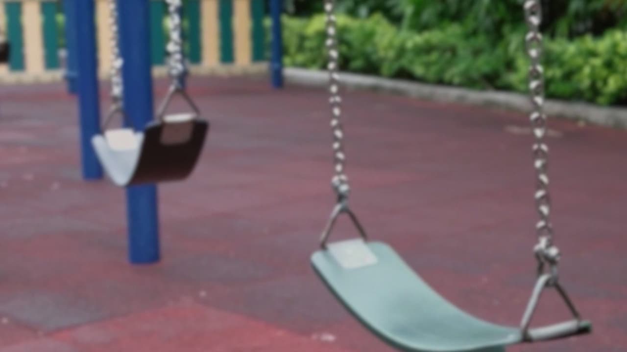 DHS critica a gobernadora de Virginia por políticas migratorias tras caso de abuso sexual infantil