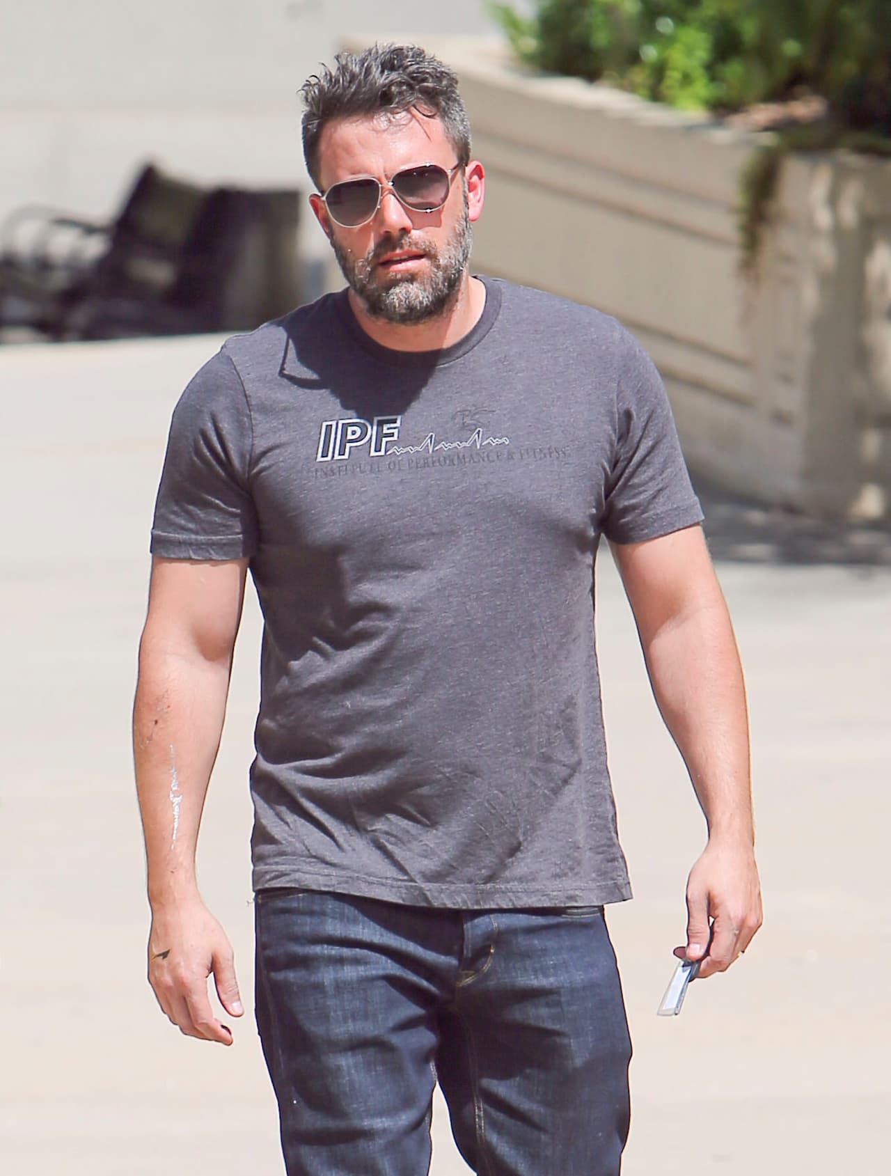 Y hasta cierto punto todavía se ve un poco triste.