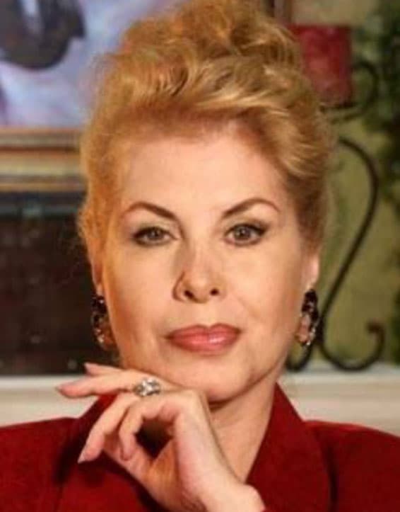 'Doña Enriqueta Covarrubias' fue el papel que interpretó.