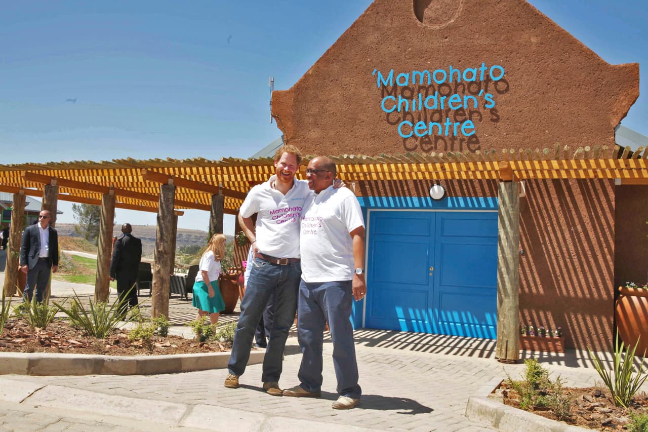Se trata del 'Mamohato Children's Centre', en donde tratarán a niños con VIH y SIDA.
