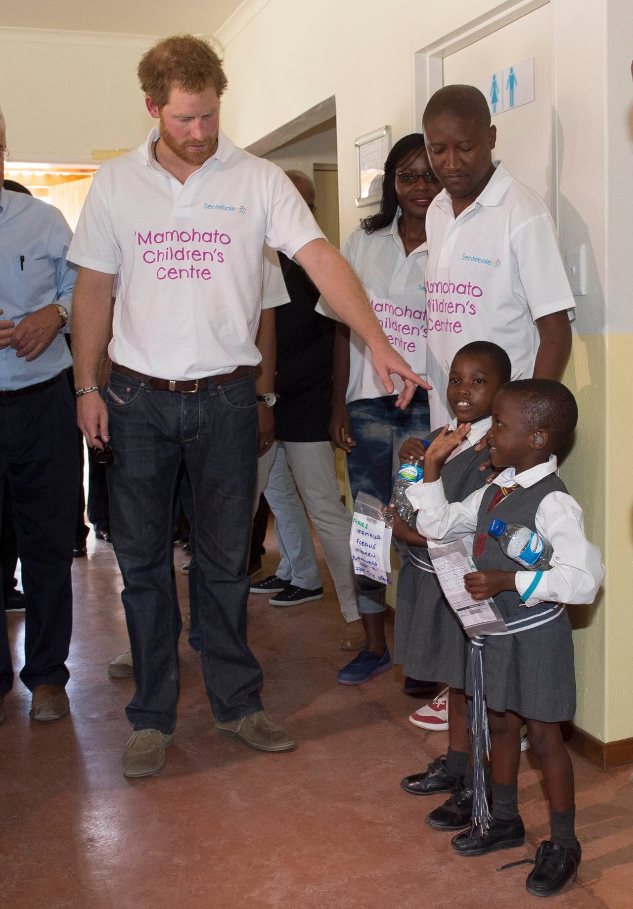 Entre ellos, inaugurar un centro hospitalario para niños.