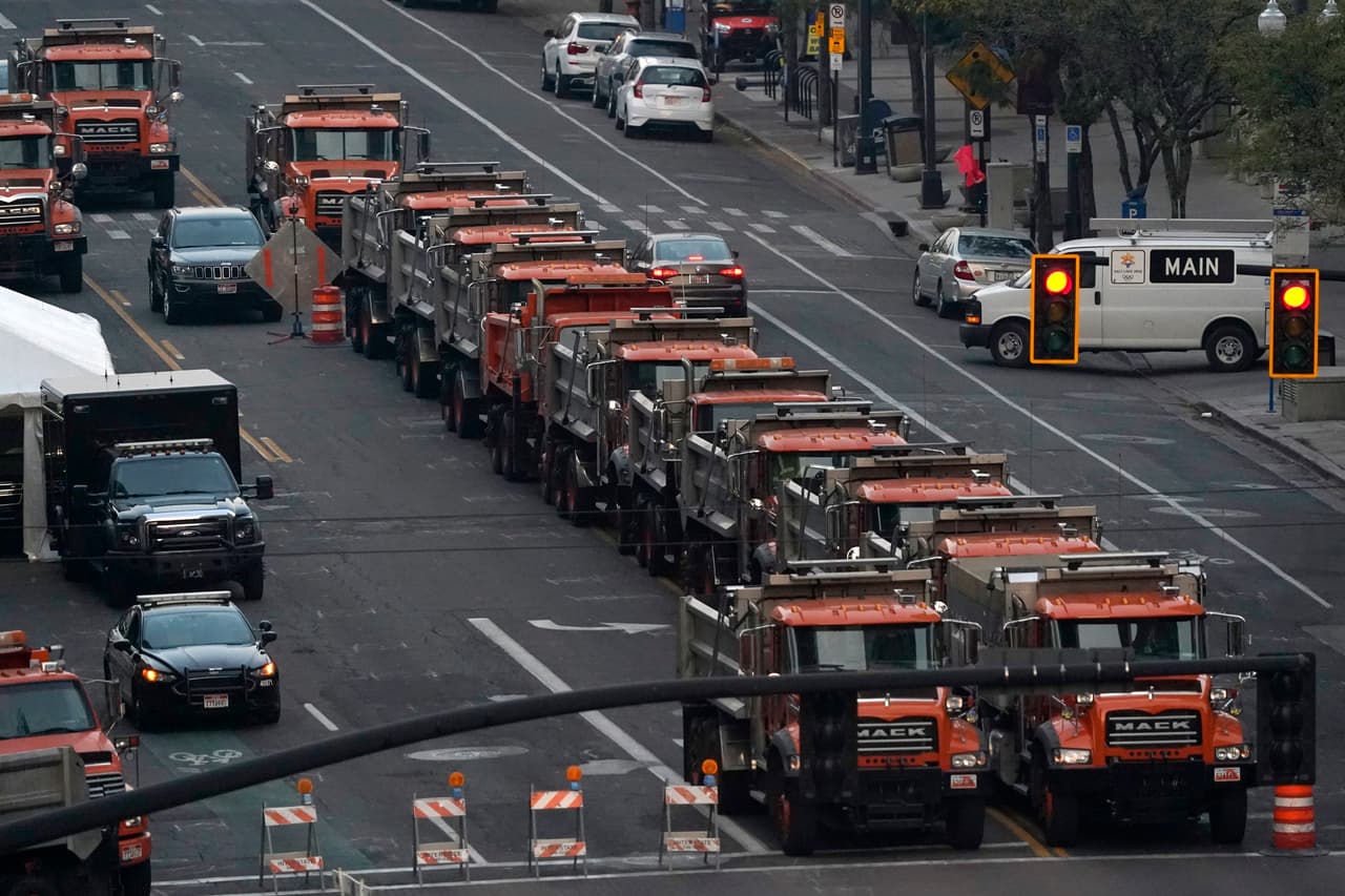 Un perímetro de protección fue establecido en los alrededores de la Universidad de Utah, donde hoy se celebra el primero y único debate entre Harris y Pence.