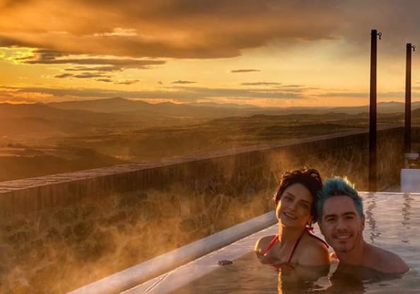 En 2016 llegaron al altar en Tepoztlán y tan solo un año después le escribieron a la cigüeña.