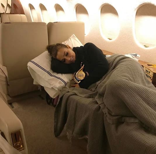 En él puede trasladarse cómodamente a sus conciertos o para irse de vacaciones con sus hijos, Sabrina y Matthew.