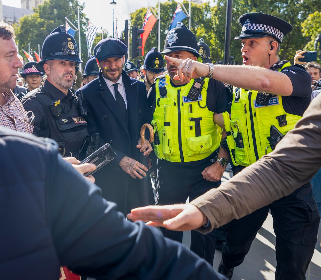 De acuerdo con 
<b>El Gordo y La Flaca</b>, el astro de las canchas hizo fila por 12 horas para lograr entrar al recinto. 
<br>