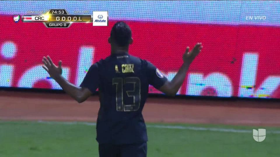 ¡GOOOL! Allan Cruz anota para Costa Rica