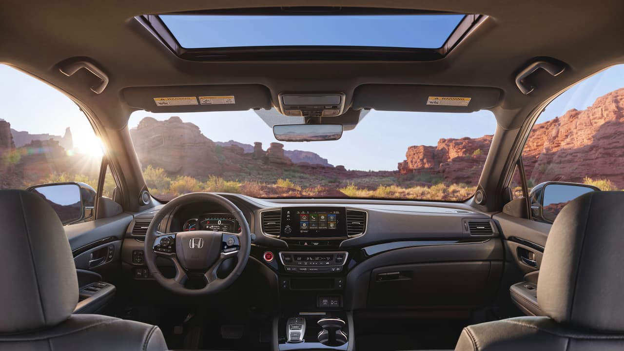 Sin embargo su interior no deja de ser sofisticado y moderno y cónsono con el resto de la línea de vehículos HOnda.