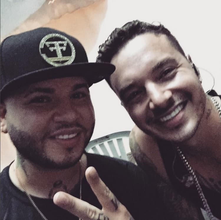 Billboard menciona que el éxito de Farruko ha sido diferente al de Balvin, pero igualmente impresionante.