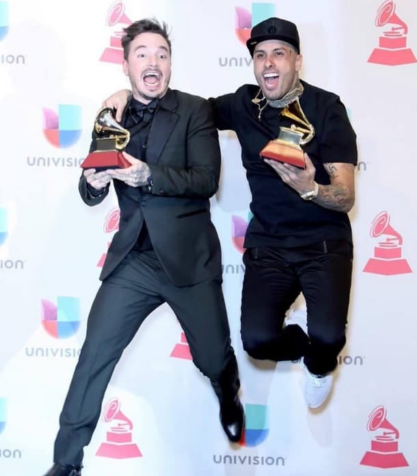 La relación de estas dos estrellas se ha convertido en una muy admirada por sus fanáticos y los seguidores del género urbano.