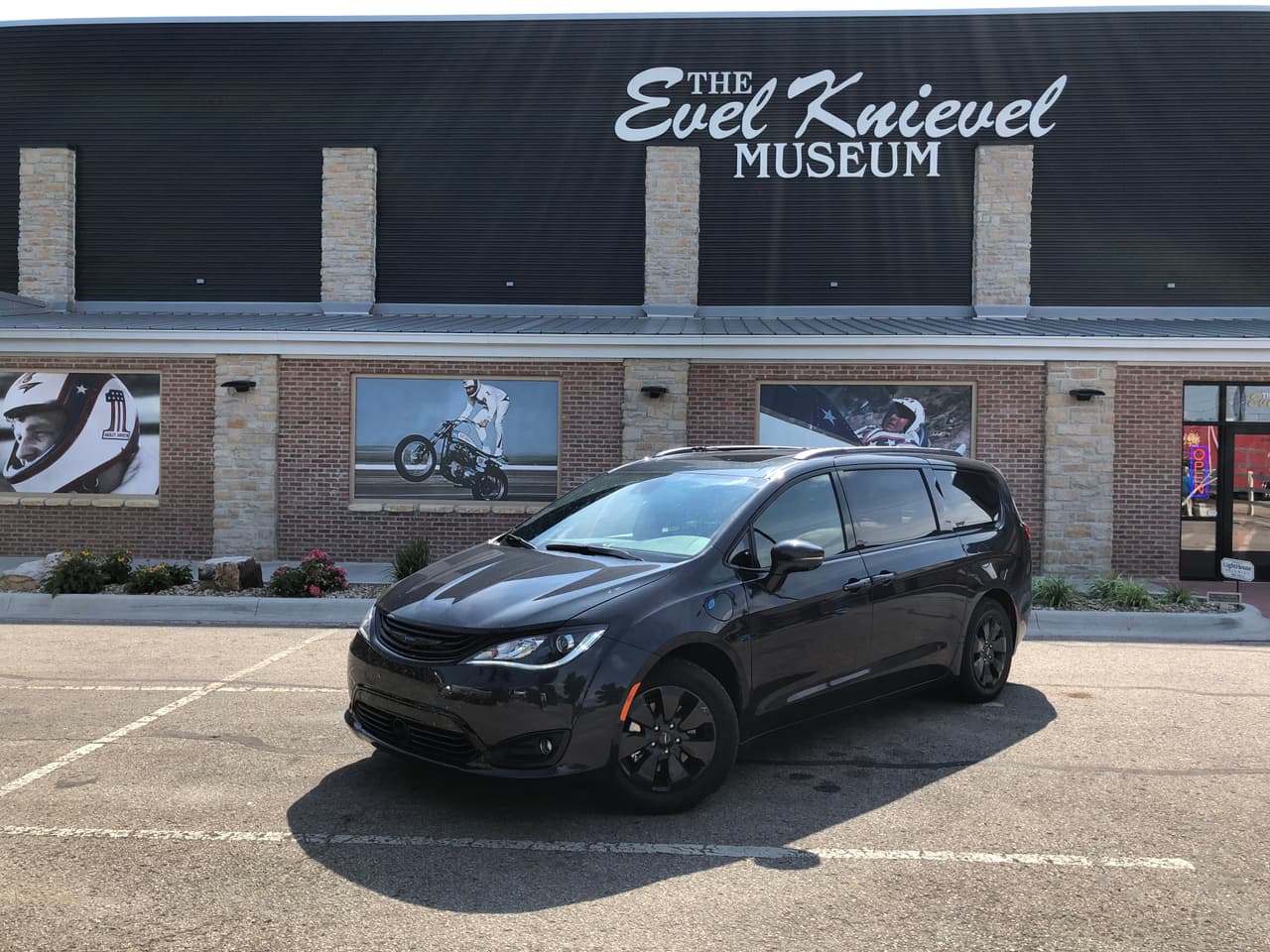 Pasamos un par de horas explorando el museo Evel Knievel en Topeka, Kansas.