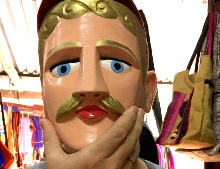 Güegüense mask.