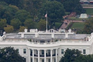 Entre otras labores, el Servicio Secreto está encargado de la seguridad en la Casa Blanca.