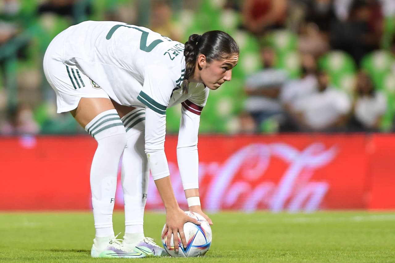 El Tricolor Femenil fue muy superior a Perú, a la que volverá a enfrentar el martes a puerta cerrada.