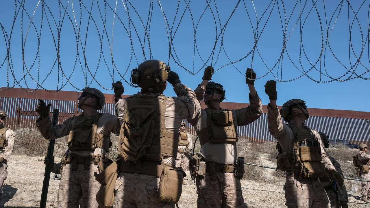 Alambre de púas sobre el muro y miles de militares: refuerzan seguridad en frontera entre San Diego y Tijuana