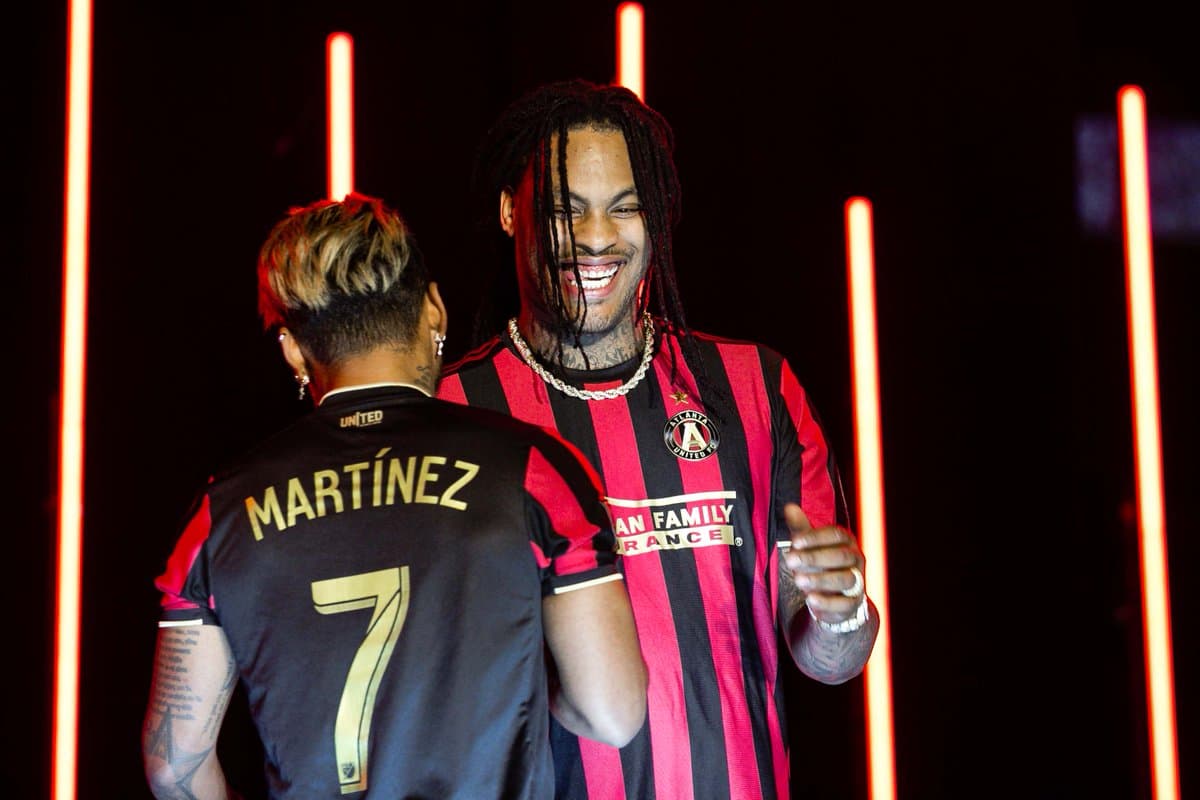 El MVP Josef Martínez fue otro de los que capturó miradas en compañía de figuras del hip-hop. (Atlanta United FC)
