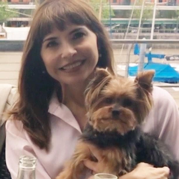 En 'Los infiltrados' aseguró que fue Dios y su amigo Fidel (su perro) quienes la ayudaron para no suicidarse y seguir luchando por su vida.