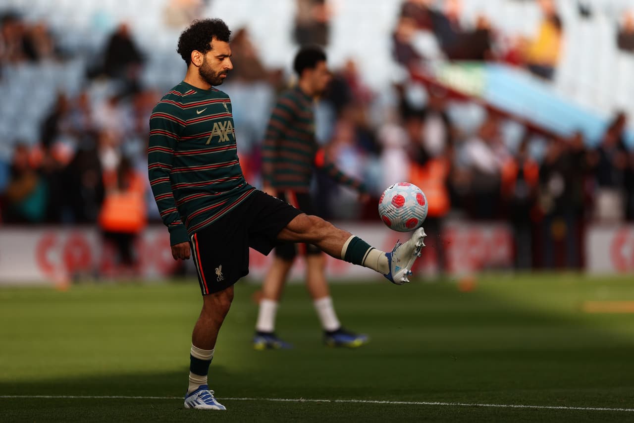 En un partido que comenzó perdiendo y en el que tuvo que hacer un mayor sacrificio, el Liverpool de Klopp sacó un muy importante triunfo en su visita al Aston Villa para sostener la pelea con el Manchester City.