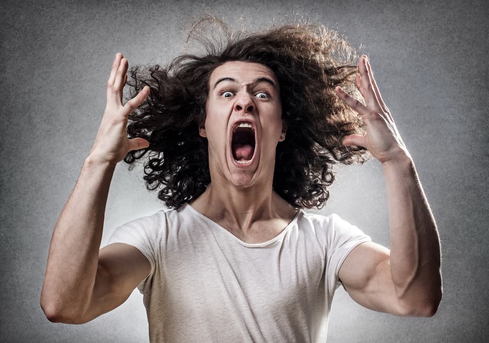 <b>Aries: explosivos, pero no rencorosos. </b>
<br>Debido a la naturaleza del signo Aries, su cualidad como elemento fuego y estar regidos por el planeta Marte, los amigos arianos tienden a ser muy sinceros y fieles, pero debes estar prevenido cuando “explotan”.