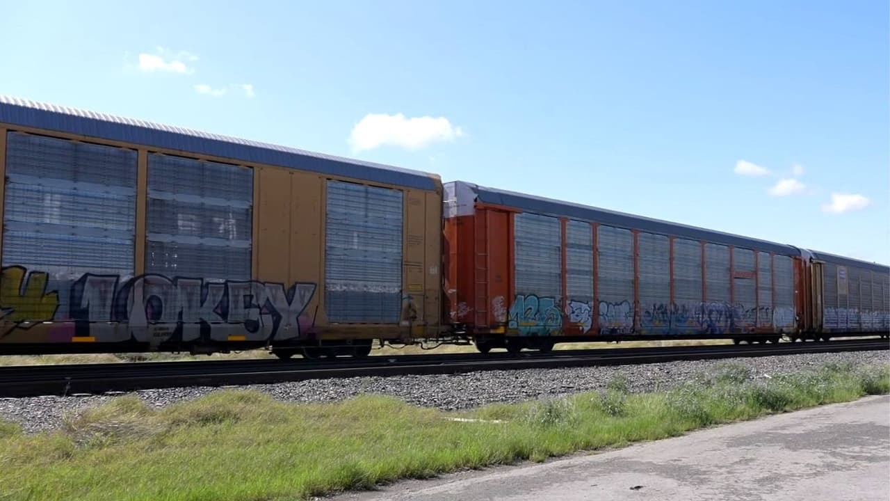 11 personas son acusadas por muerte de migrantes en Texas; un niño de 14 años estaría entre las víctimas