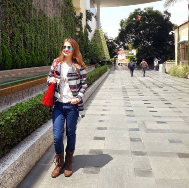 En septiembre de 2017 Daniela Aedo sorprendió cuando subió una fotografía a su cuenta de Instagram donde aparecía caminando por los pasillos de Televisa.