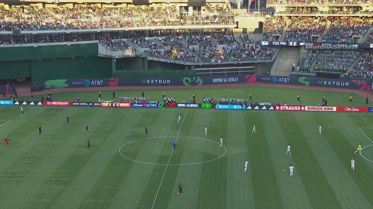 Así saltan a la cancha México y Japón, para el partido de preparación