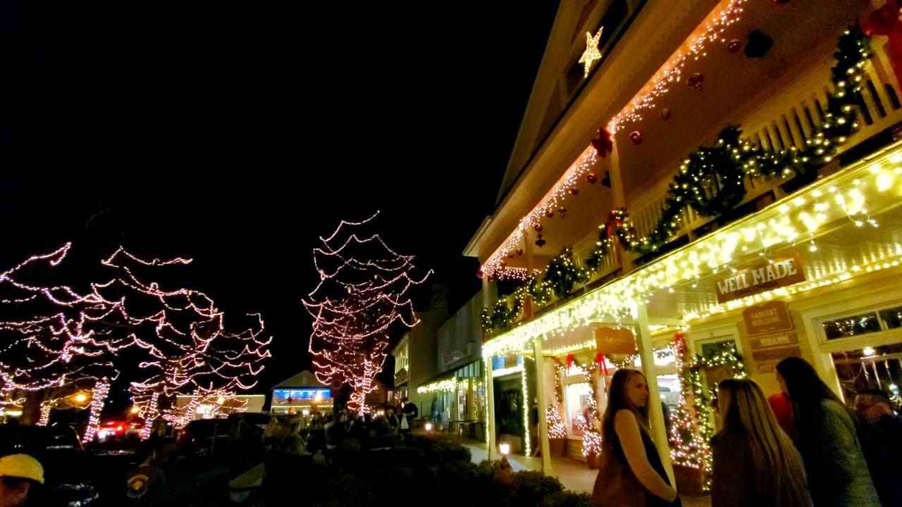 Conoce más sobre Dahlonega 
<b><a href="https://www.dahlonega.org/">aquí</a></b>.