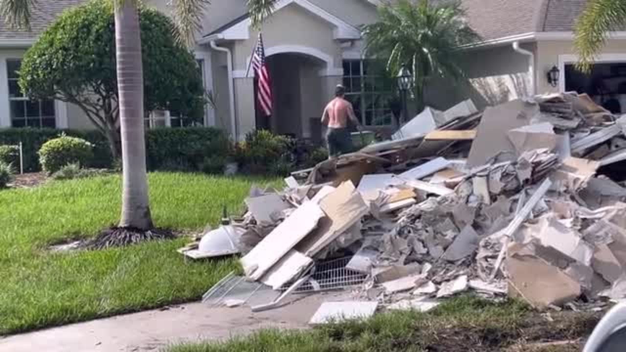 El agua se llevó todo: Vecinos de Sarasota claman justicia tras las inundaciones