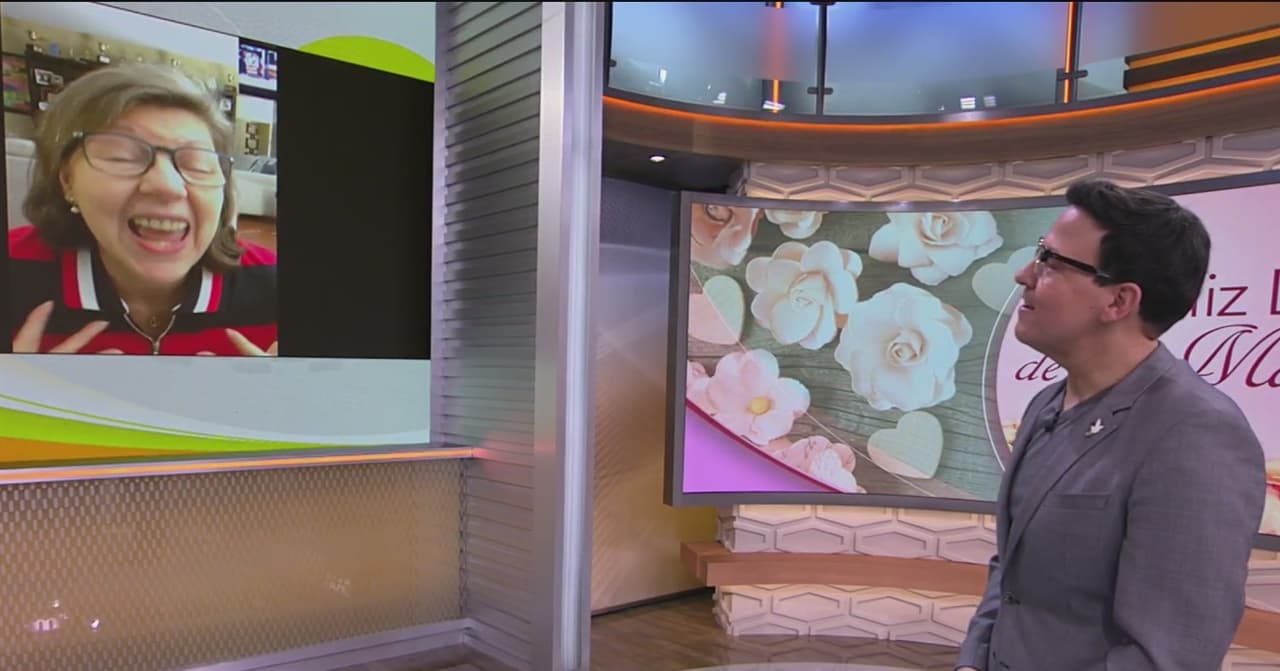 Las señora Estrella contó que Raúl le temía a las inyecciones cuando pequeño y confesó que la hizo pasar una vergüenza en el consultorio. El conductor venezolano se acordó perfecto y agradeció a su mamá por su gran labor en la vida.