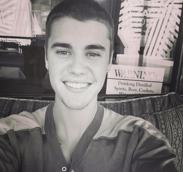 ¿Qué habrá conquistado a Justin de esta chica?