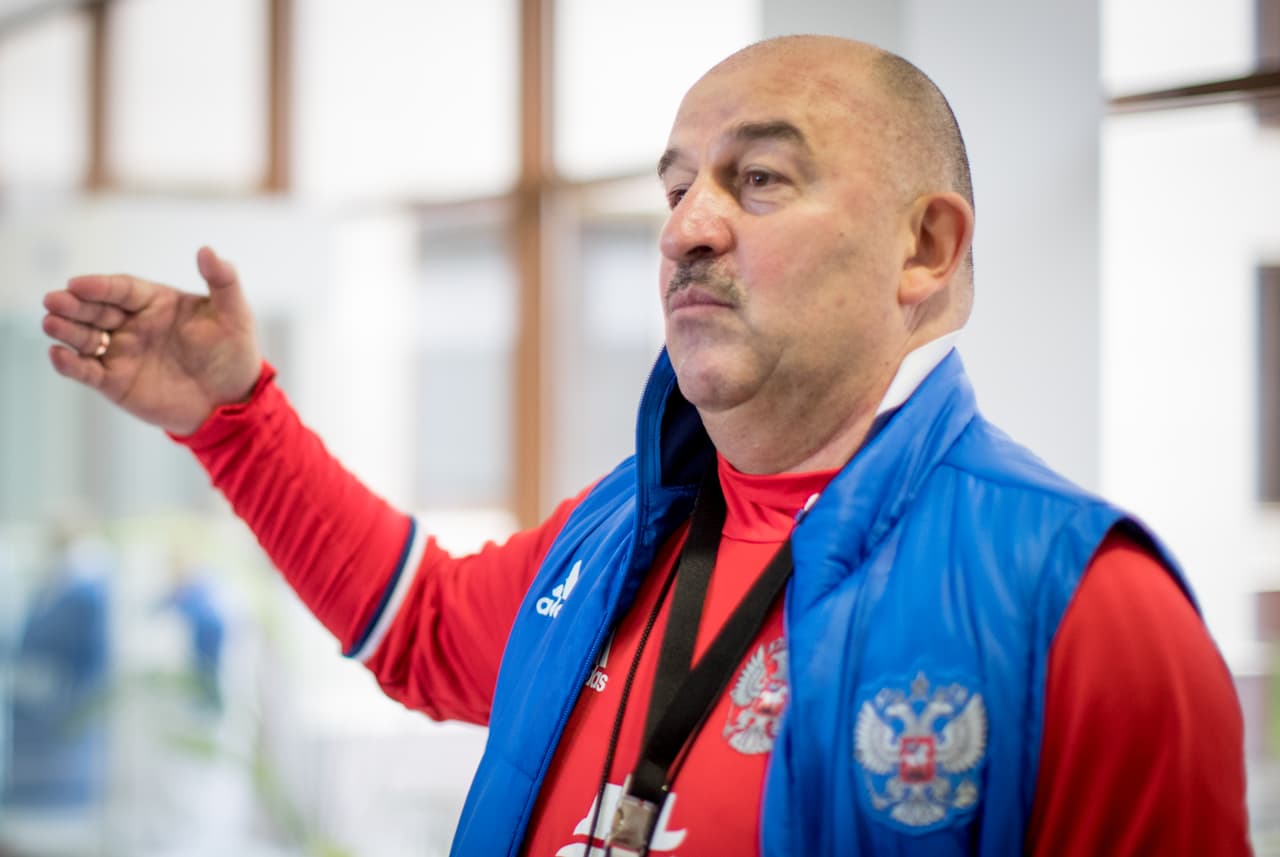 Stanislav Cherchesov, en Rusia: 2,5 millones de euros.