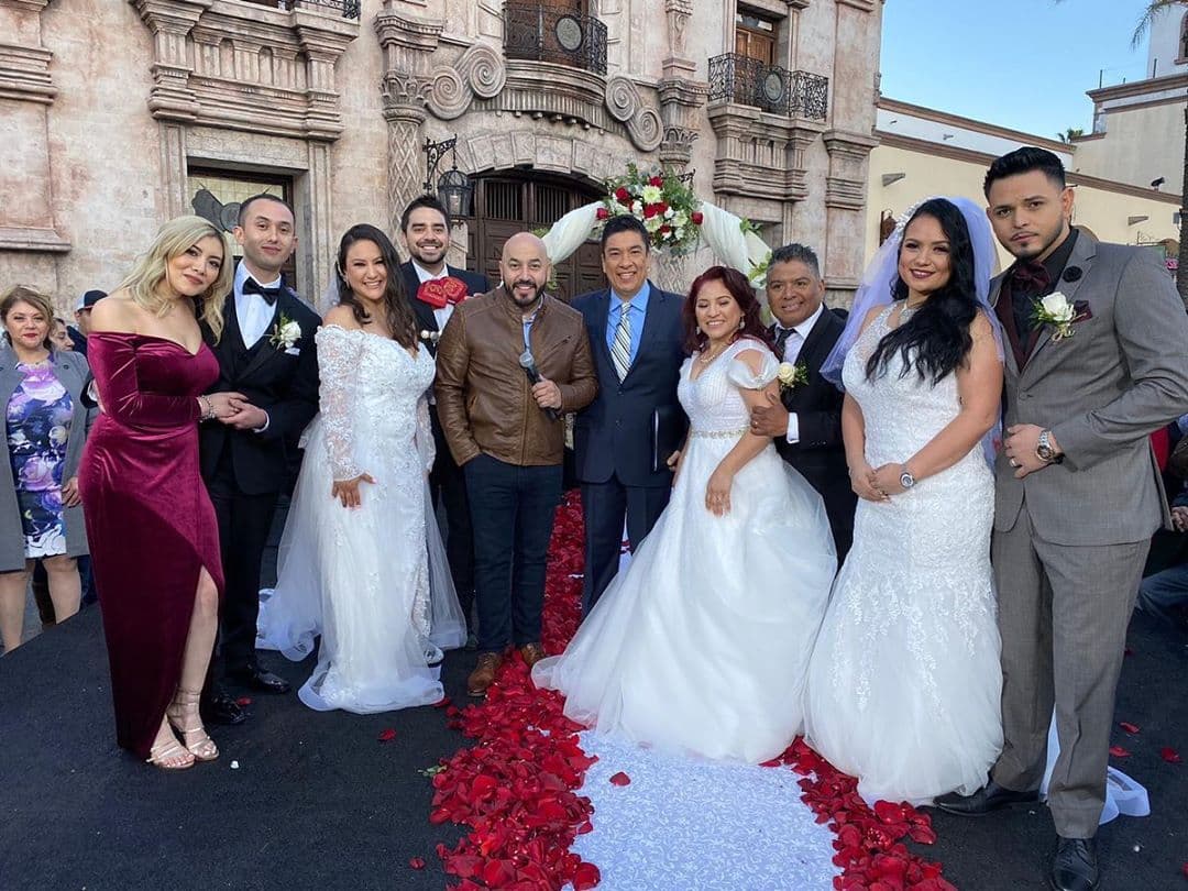 Una de esas sorpresas fue 
<a href="https://www.univision.com/shows/despierta-america/con-lupillo-rivera-como-padrino-cuatro-parejas-se-casaron-por-el-civil-para-celebrar-el-amor-en-despierta-america-video">unir en matrimonio a cuatro parejas</a> en plena semana de San Valentín. Y como padrino de súper lujo de los enamorados estuvo nada más y nada menos que Lupillo Rivera.