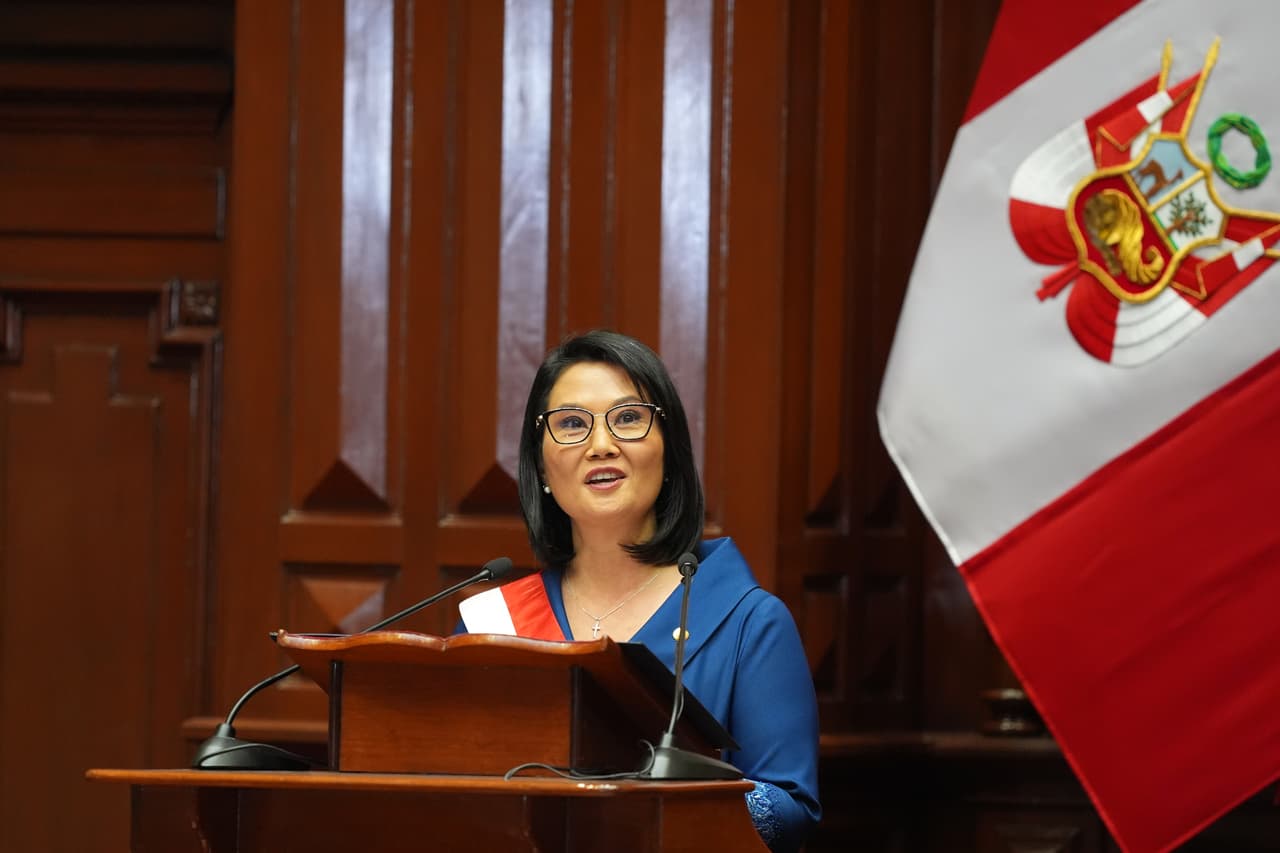 La presidenta Keiko Fujimori habla tras prestar juramento en el Congreso en Lima, Perú, el martes 28 de julio de 2026. (Foto AP/Guadalupe Pardo, Pool)
<br>