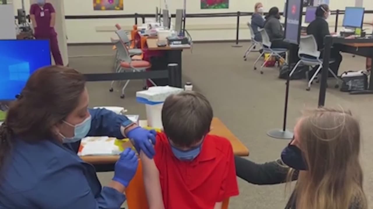  Autoridades locales de salud responden al repunte de casos por coronavirus tras nuevas recomendaciones por parte de grupos médicos 