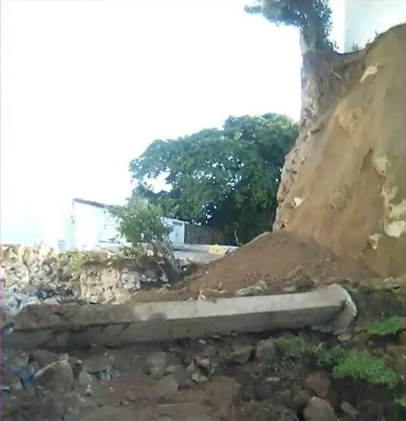 Lamentó que la ciudad siga atravesando por malos momentos y se solidarizó con los acapulqueños.
<br>