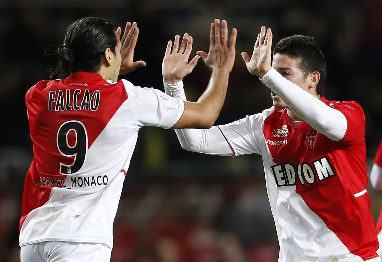 Después de tres buenos temporadas en Portugal, se marchó al Mónaco y se convirtió en uno de los fichajes más costosos de la Ligue 1, y en aquel entonces fue el segundo jugador colombiano más caro de la historia por detrás de Falcao.
<br>