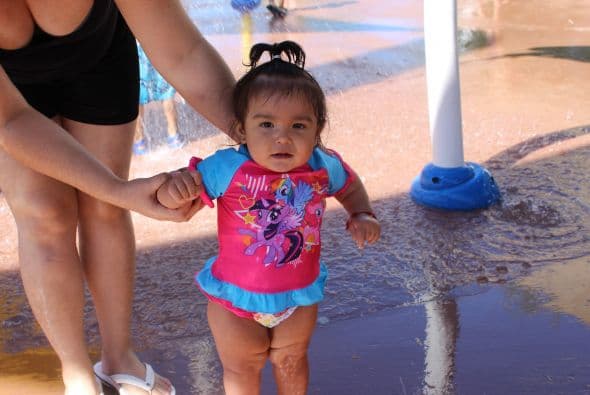Una tremenda "Fiesta de Verano" disfrutaron cientos de personas en "Wet 'n' Wild, donde estuvieron presentes los talentos de nuestras emisoras de Uforia. 