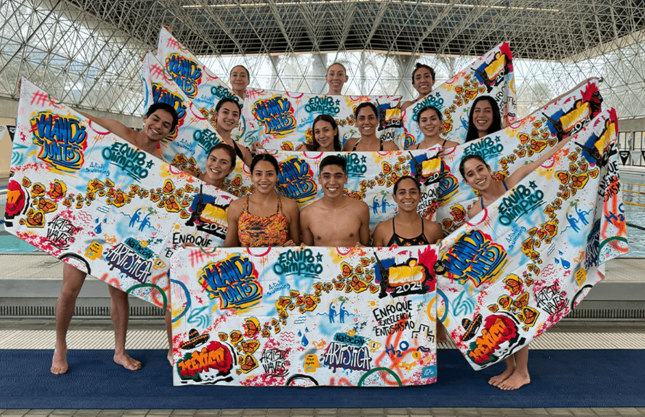 ¡Apoyemos! Natación Artística vende toalla conmemorativa
