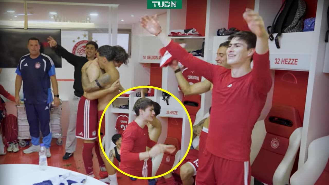 Armando 'Hormiga' González protagoniza festejo de Olympiacos