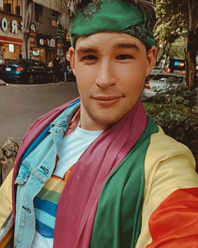 Sebastián, el menor de los hijos que tuvo en su matrimonio con Mary Paz Banquells, reveló este 16 de junio en qué circunstancias se podrían arreglar los problemas que él ha tenido con su progenitor.