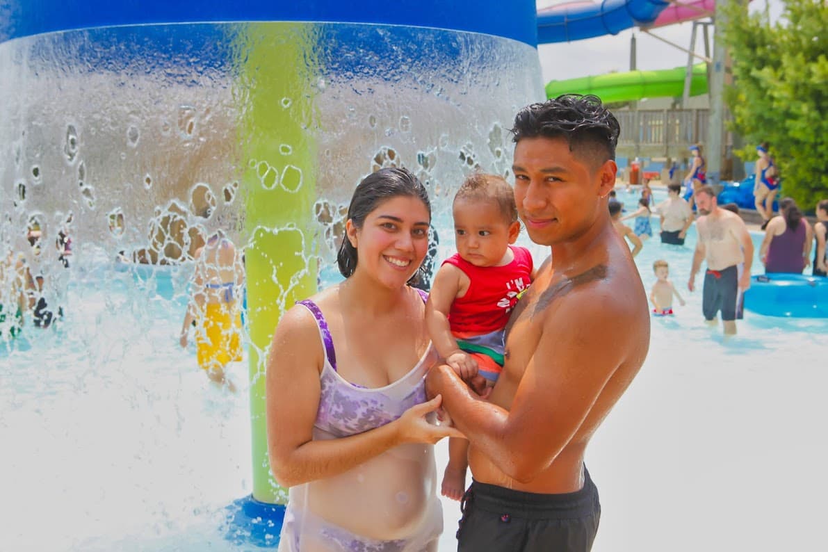 Gana entradas a Raging Waves.... 