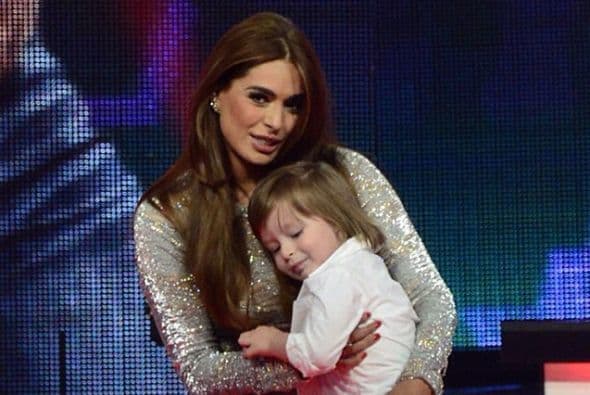 Ahora es una de las mamás más bellas de la televisión hispana.