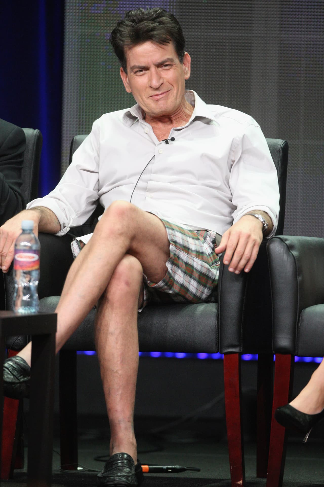 Charlie Sheen sólo ha compartido su situcacion con personas que son de toda su confianza.