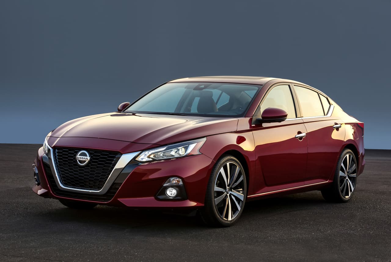 El vicepresidente de Nissan Norteamérica,
<b>Denis Le Volt, señaló </b>que el Nissan Altima 2019 sacudirá al segmento donde compite y su diseño será el punto de partida para los sedanes de la marca. El objetivo es apartarse de la idea del sedán tradicional y estar listo para combatir incluso frente a las camionetas.