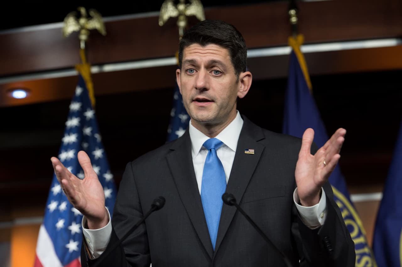 Paul Ryan se lava las manos: "No es mi trabajo decirle a los delegados lo que tienen que hacer" sobre Trump