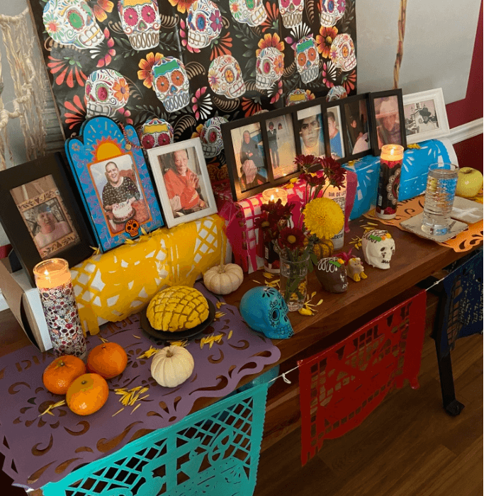 "Mi madre abuelos y tíos que nacieron en los años 90", nos escribe Humberto.