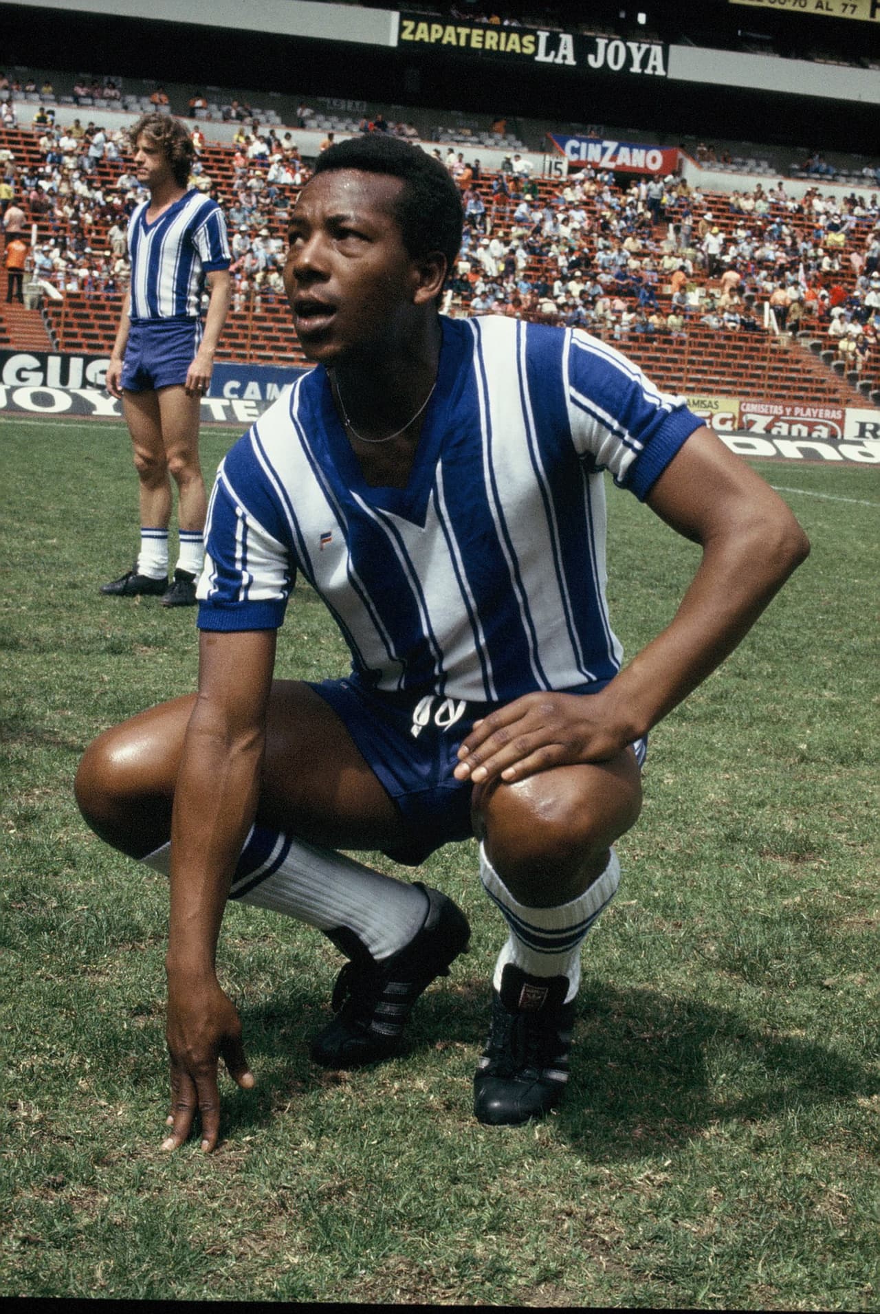 El delantero portugués
<b>Eusébio</b>, que ganó la entonces Copa de Europa con Benfica en 1962 y el Balón de Oro en 1965, tuvo un paso fugaz en México con Rayados (1975).