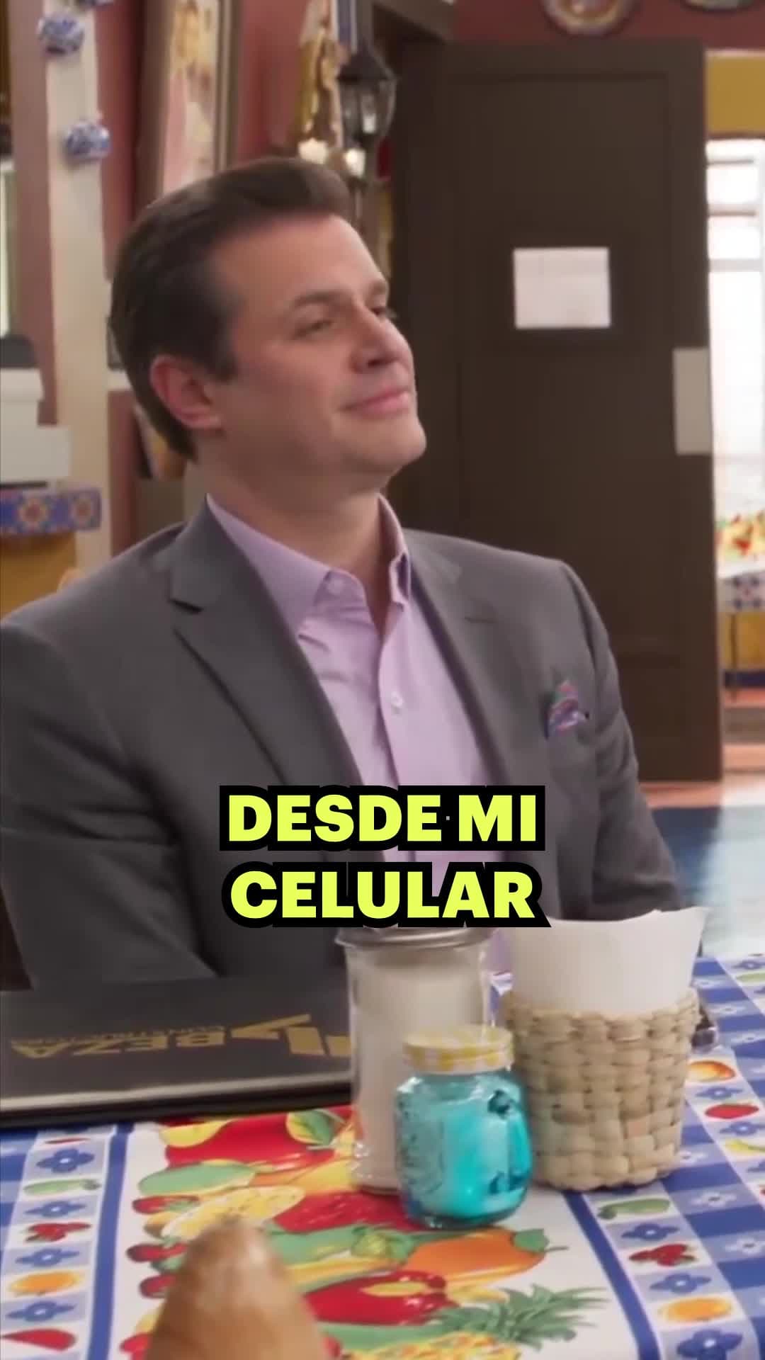 Amparo le vende sus terrenos a Fausto