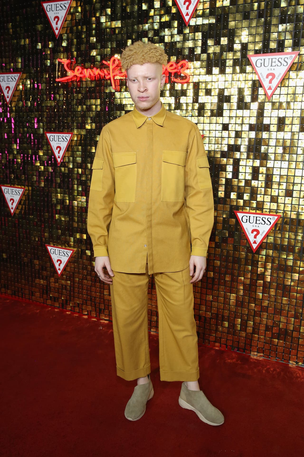 Shaun Ross, modelo, actor y bailarín nacido en El Bronx, tampoco pasó desapercibido.